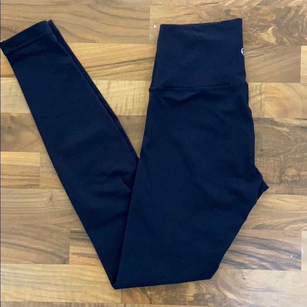 Dark Blue Lululemon Wunder Under 28” length
